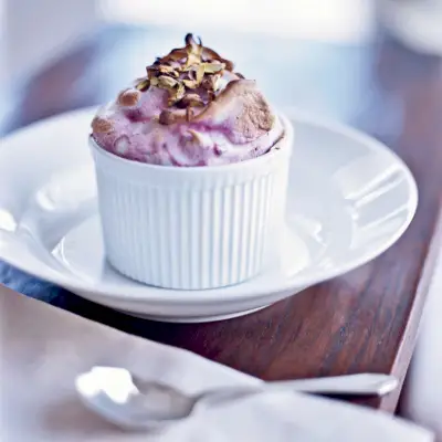 Verwirbelte Sommer-Beeren-Soufflés