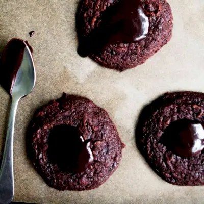 Gefrostete Brownie-Kekse