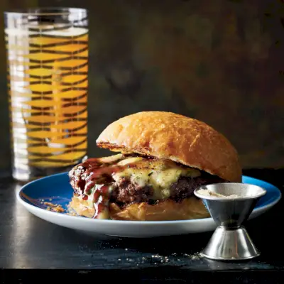 Umami Burger s portským a Stiltonom