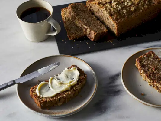 Zucchini-Frühstücksbrot