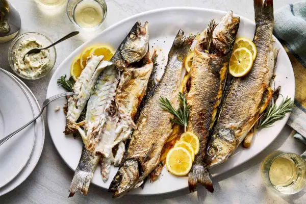 Gerösteter Branzino mit Kapernbutter