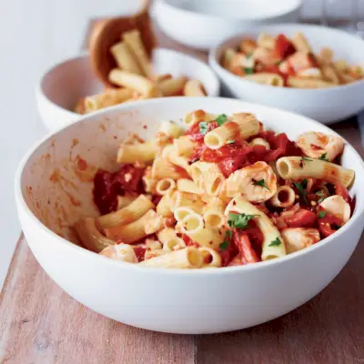 Rigatoni mit Wolfsbarsch und Tomaten