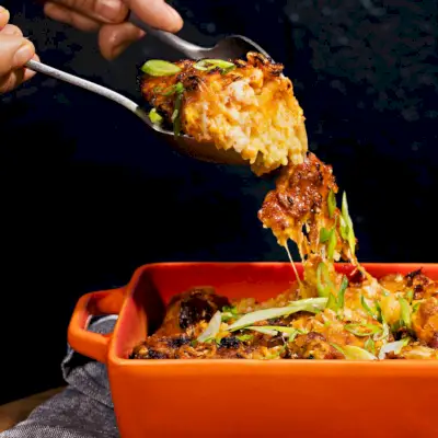 Zapiekanka z chleba kukurydzianego kimchi