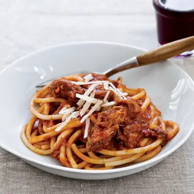 Slow Cooker-Sonntagssauce für Spaghetti