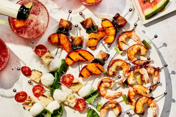 Recept Pintxos vepřový bůček, krevety a nakládaná rajčata