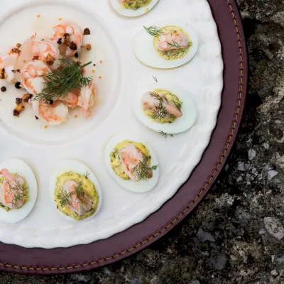 Deviled Eggs s nakladanými krevetami