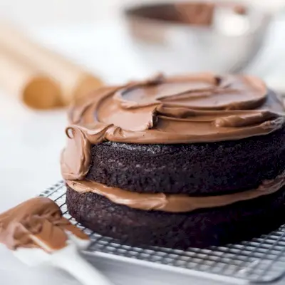 Dvojvrstvová čokoládová torta