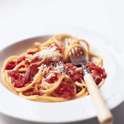 Bucatini alle