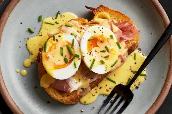 Vajcia Benny Toast