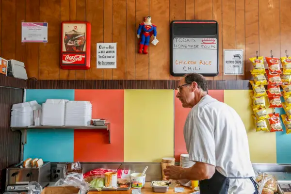 Stuart Litt, proprietario di Hygrade Deli