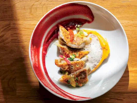 Przepis na Gyoza ze słodkich ziemniaków z puree z buraków