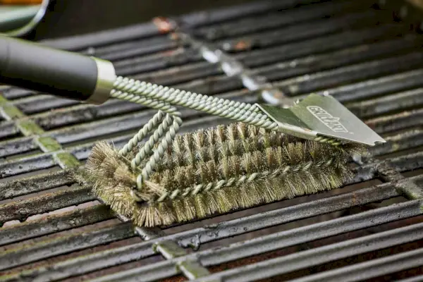 Escova para grelhar GrillArt para limpeza de grelhas