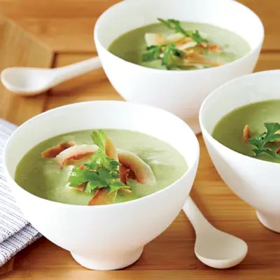 Sopa Picante de Abacate e Pepino