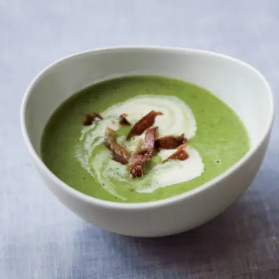 Sopa gelada de ervilha