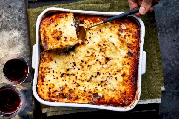 Pečený lilek a jehněčí Moussaka