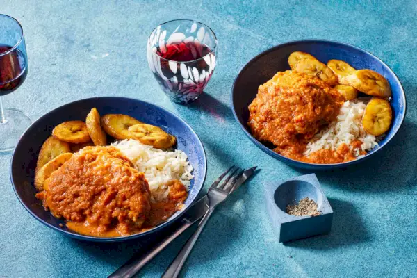 Obe Ata (estofado nigeriano de pollo, tomate y pimiento)
