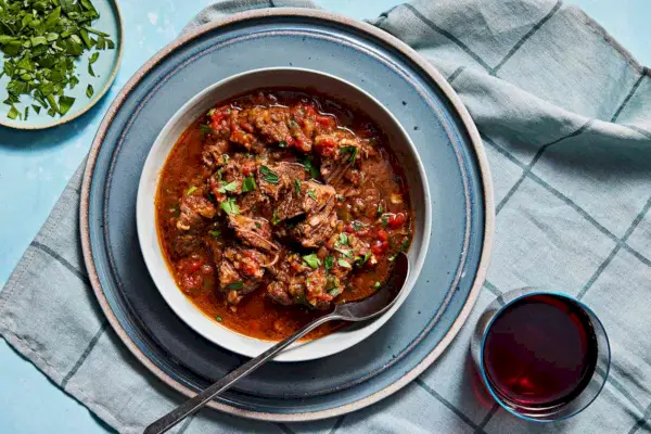 Chashushuli (estofado georgiano de carne y tomate)
