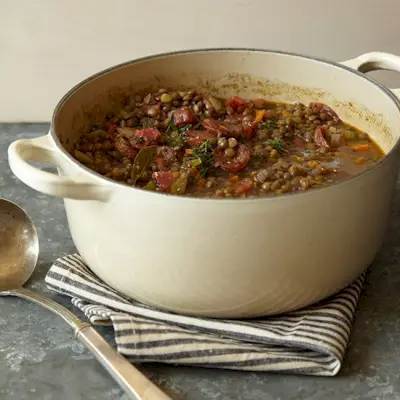 Sopa de Lentilha com Linguiça Defumada