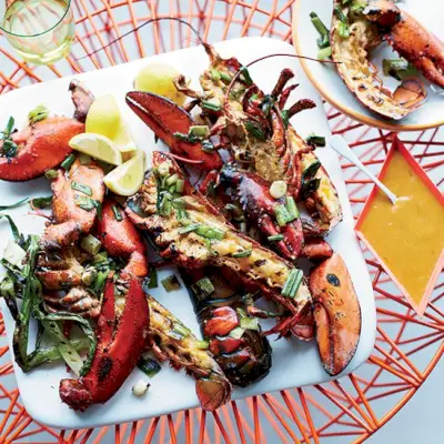 Homard grillé au beurre miso-chili