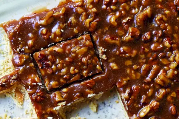 Honey-Walnut-Bars.webp