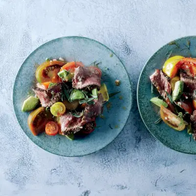 Saftiger Steak-Tomaten-Salat