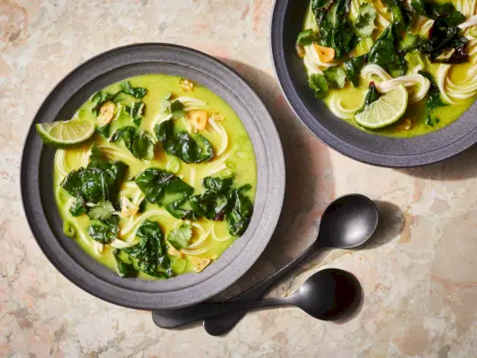 Zázvorová kurkumová nudlová polévka recept
