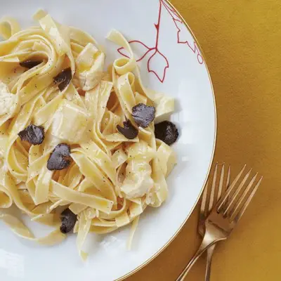 Pasta mit Robiola und Trüffeln