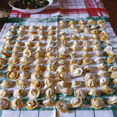 Spinat-Ricotta-Tortelli mit brauner Butter