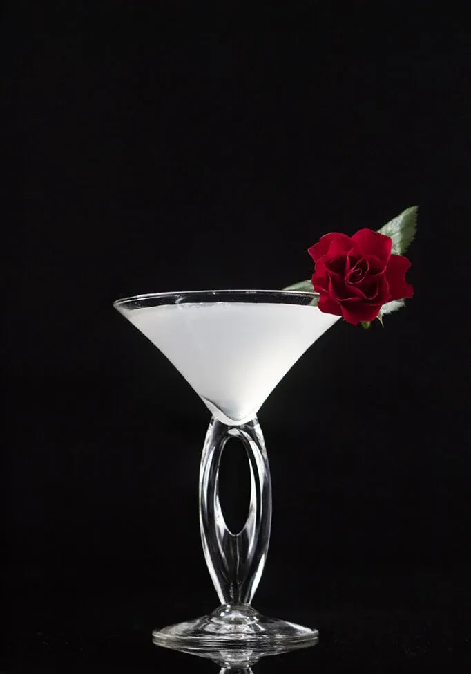 cocktail-cosmopolite-d-hiver-blanc pour-la-saint-valentin' title=