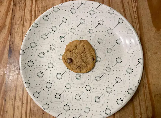 eat pastry brand cookie on a printed plate.