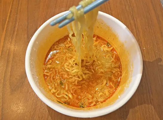 Nongshim Premium Tonkotsu Ramen