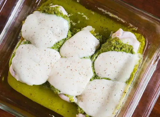 baked pesto chicken with mozzarella and fresh pepper
