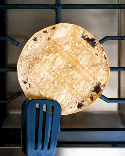 So erwärmen Sie Tortillas