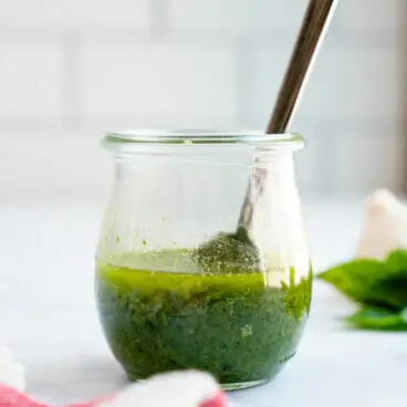 Bazalkový vinaigrette