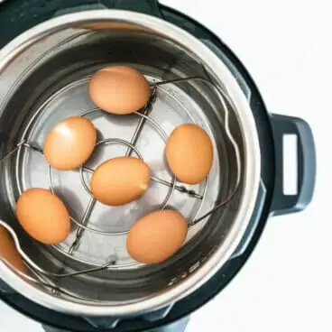 Instant Pot varené vajcia na tvrdo | vajce na tvrdo v instantnom hrnci | varenie vajec v Instant Pot