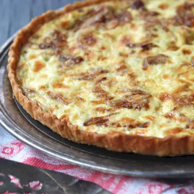 Torta De Bacon E Cebola
