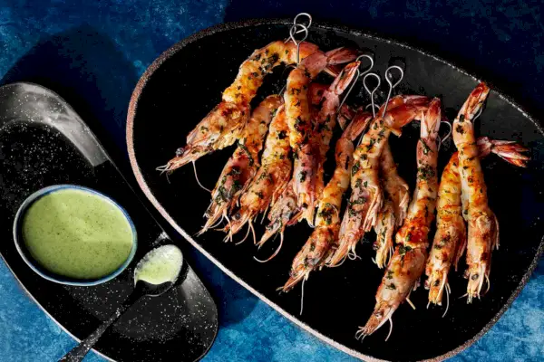 Grillowane Krewetki Z Zielono-Chile Skondensowanym Sosem Mlecznym