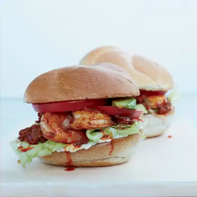 Tortas s krevetami a chorizo