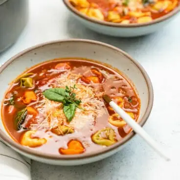 Sopa de tortellini