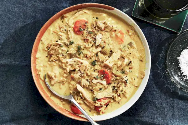 Soupe au poulet et riz sauvage