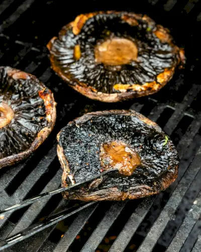 Cogumelos portobello grelhados
