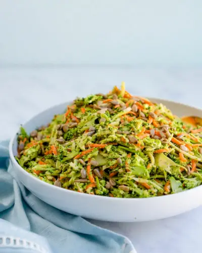 Brokkoli-Krautsalat