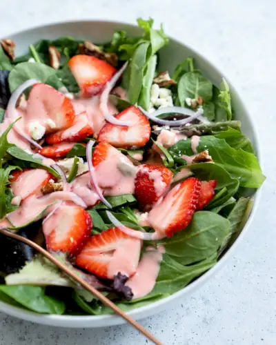 Salada de morango e espinafre