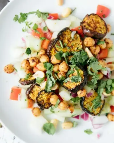 Salada de berinjela assada