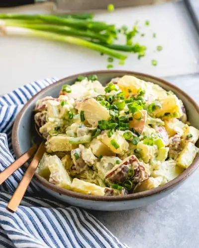 Salada de batata vermelha