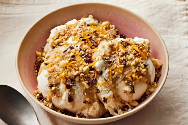 Sundaes Dukka de cítricos y nueces