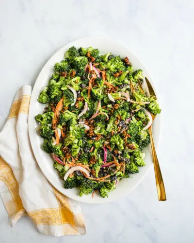 Brokkolisalat