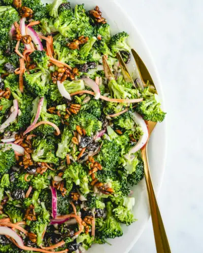 Brokkolisalat