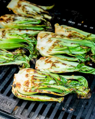 Grilovaný bok choy
