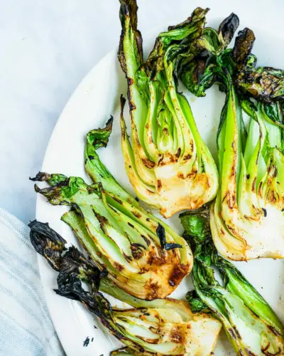 Grilovaný bok choy